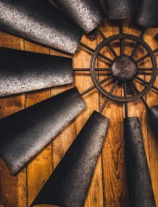 Read more about the article 12个西方社交礼仪雷区：第一次聚会不尴尬